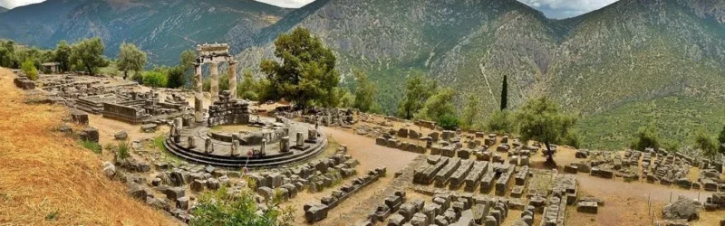 Delfos, Grecia - El oráculo en el ombligo del mundo